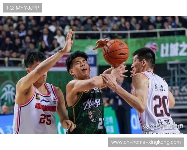 季后赛场均8分5篮板同曦续约2米03后卫能否证明自己价值